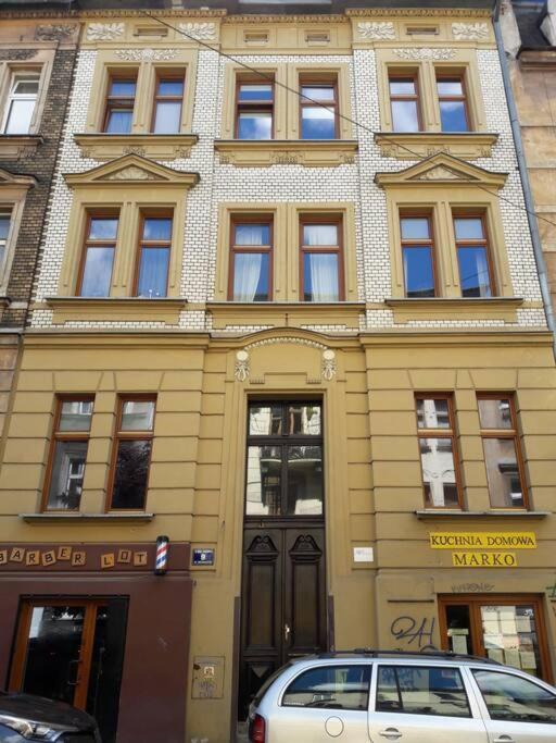 Studio In The Center -Easy Access From The Airport Krakau Exterior foto